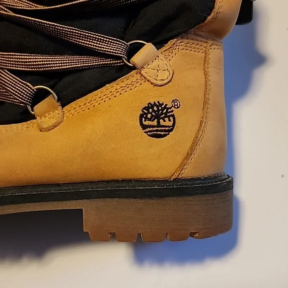 Timberland 650 winter boot. Size US 3 - Picture 3 of 9